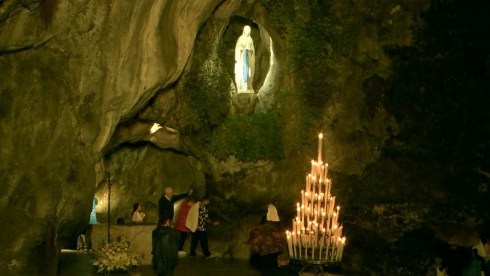 Lourdes: cámara «Lourdes+, 24 horas»